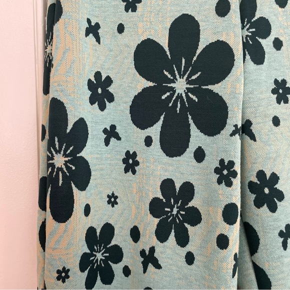 SOLD :: UO Bryn Pull-On Flare Pant in Blue Multi - Picture 8 of 9